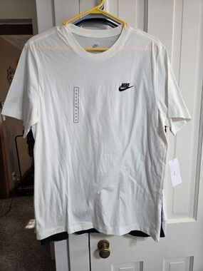 Nike White Short Sleeve Crew T-Shirt with Black Logo